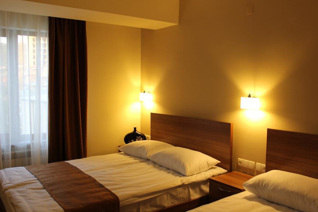 5Th Floor Guest House Jerevan Exteriör bild